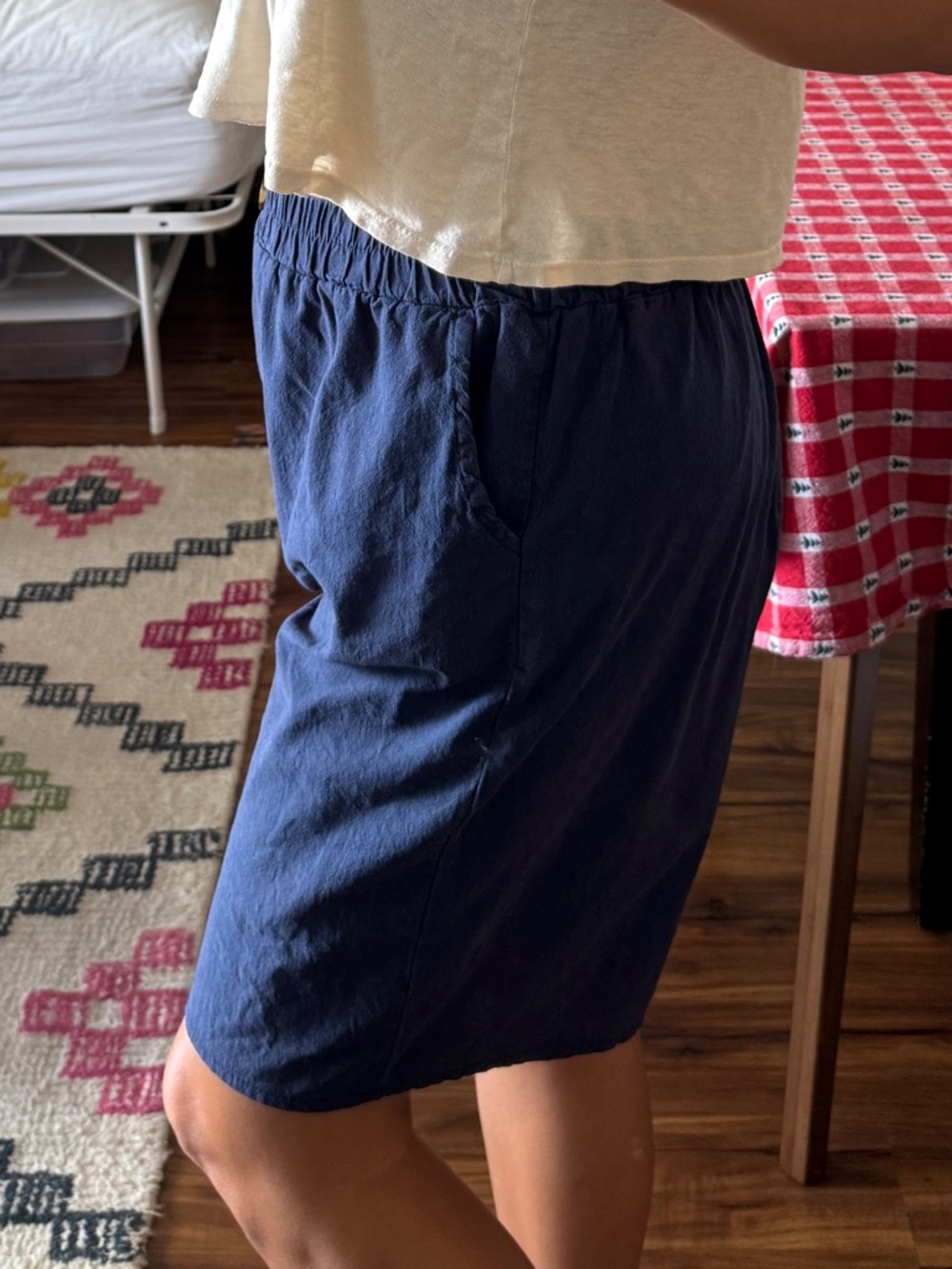 Women's Cotton Blend Navy Elastic-Waist Pull On Bermuda Shorts Size L Culottes - Picture 3 of 8